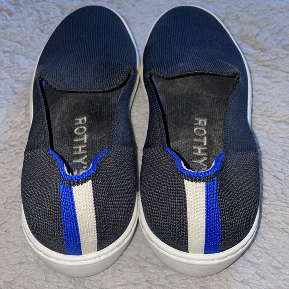 6.5 Rothy's - Picture 4 of 5